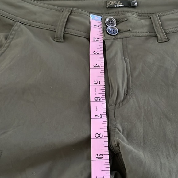 prana shorts, size 8 - Picture 4 of 7